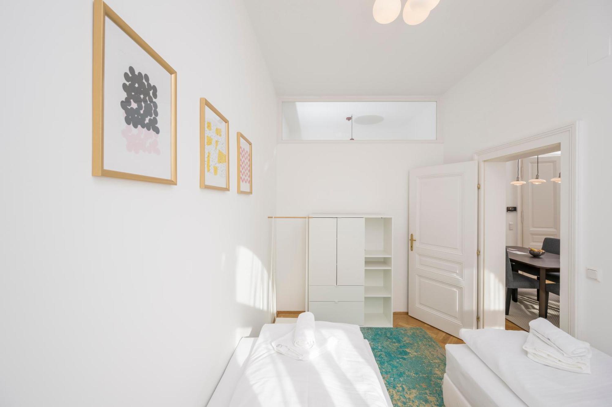 Luxus Maisonette Liechtenstein By Ichbucheat Apartment Wien
